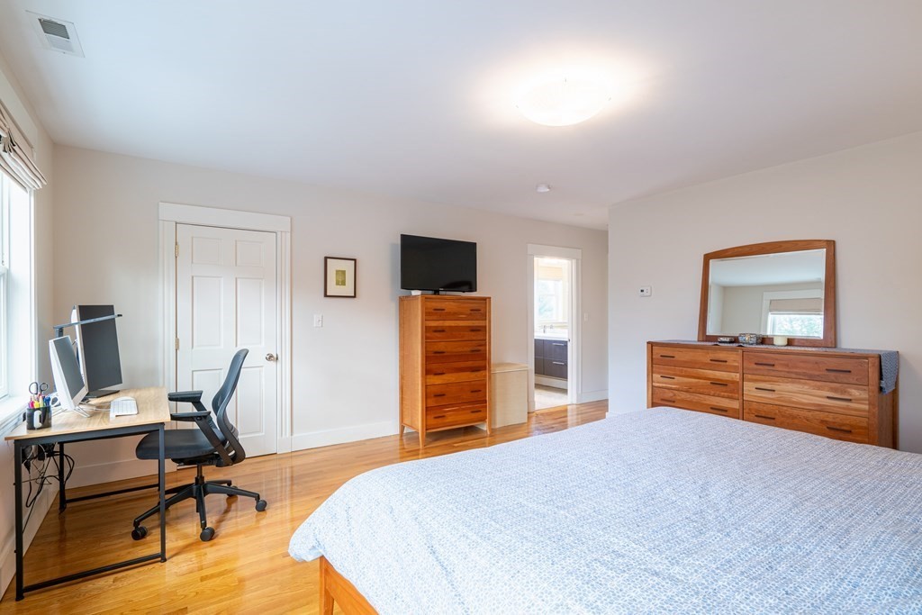 29 Farmcrest Avenue Lexington, MA 02421 - Photo 20 of 32