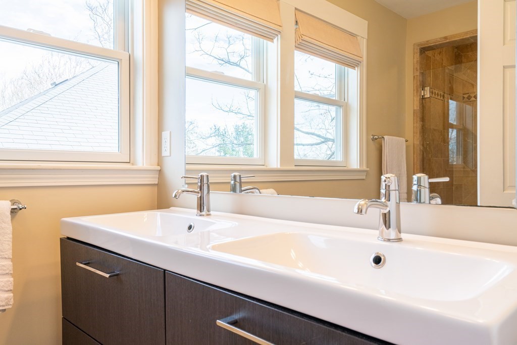 29 Farmcrest Avenue Lexington, MA 02421 - Photo 21 of 32