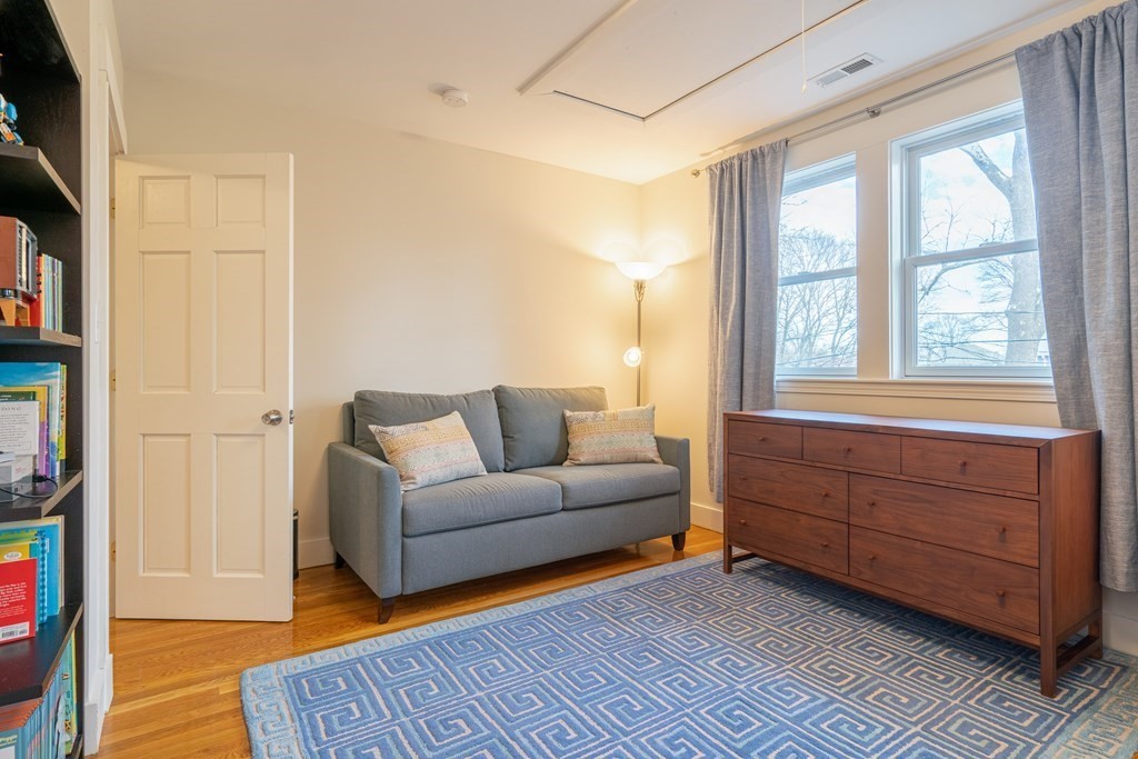 29 Farmcrest Avenue Lexington, MA 02421 - Photo 24 of 32