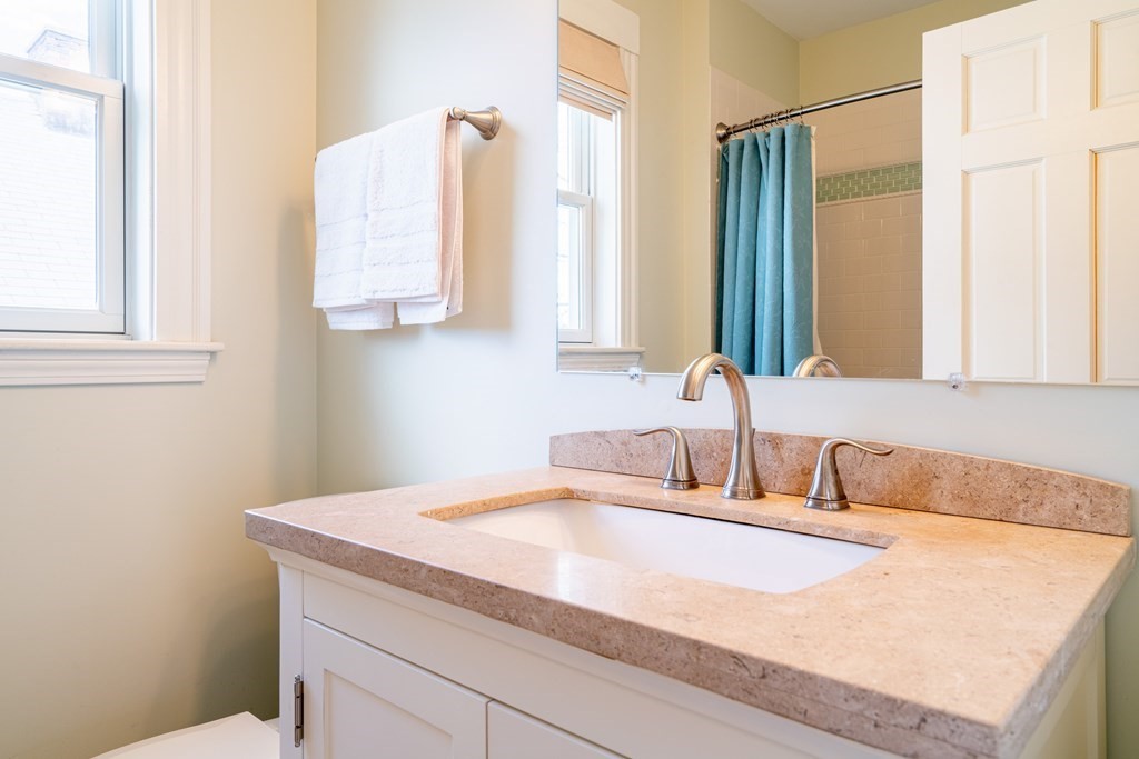 29 Farmcrest Avenue Lexington, MA 02421 - Photo 25 of 32