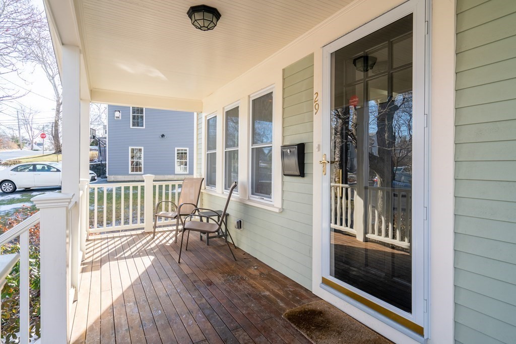 29 Farmcrest Avenue Lexington, MA 02421 - Photo 3 of 32