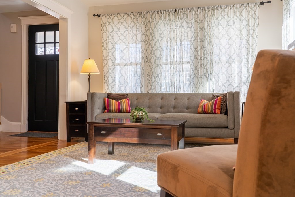 29 Farmcrest Avenue Lexington, MA 02421 - Photo 8 of 32