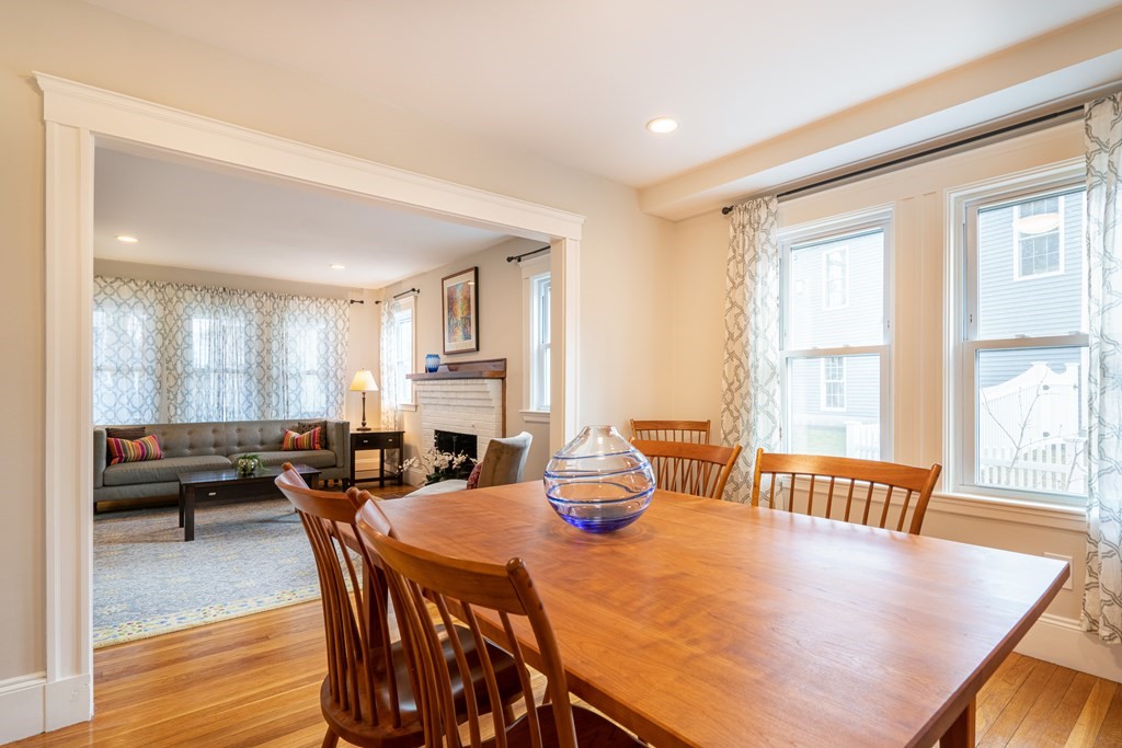 29 Farmcrest Avenue Lexington, MA 02421 - Photo 10 of 32