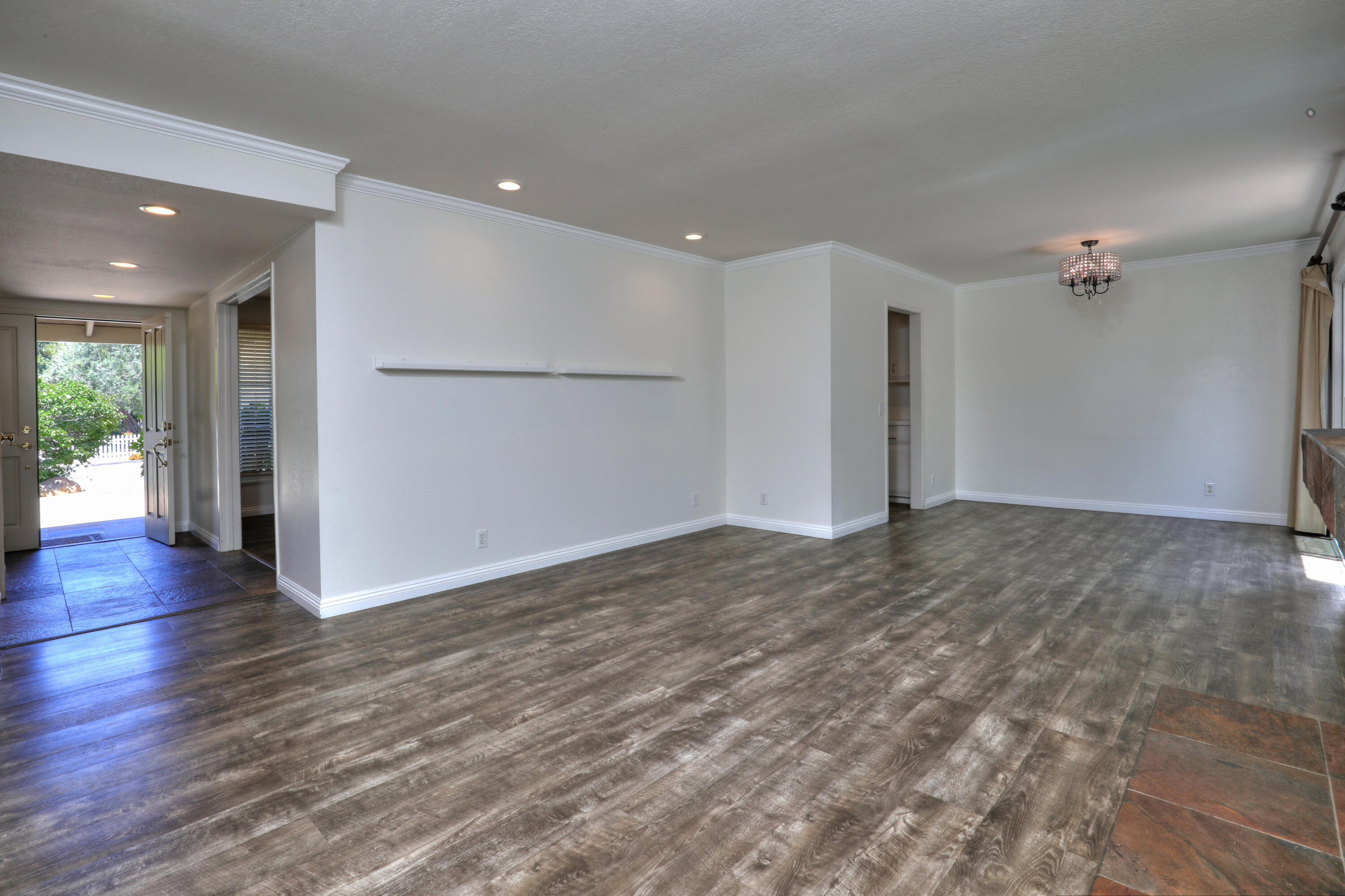 488 Wakefield Road Goleta, CA 93117 - Photo 4 of 34 a view of a livingroom with wooden floor