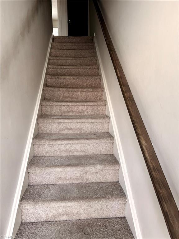 224 Northpoint Avenue, Unit E High Point, NC 27262 - Photo 16 of 17