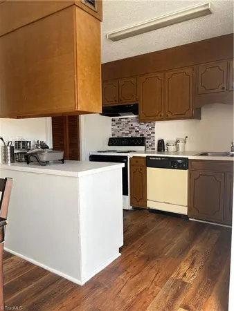 $130,000 | 224 Northpoint Avenue, Unit E, High Point, NC 27262