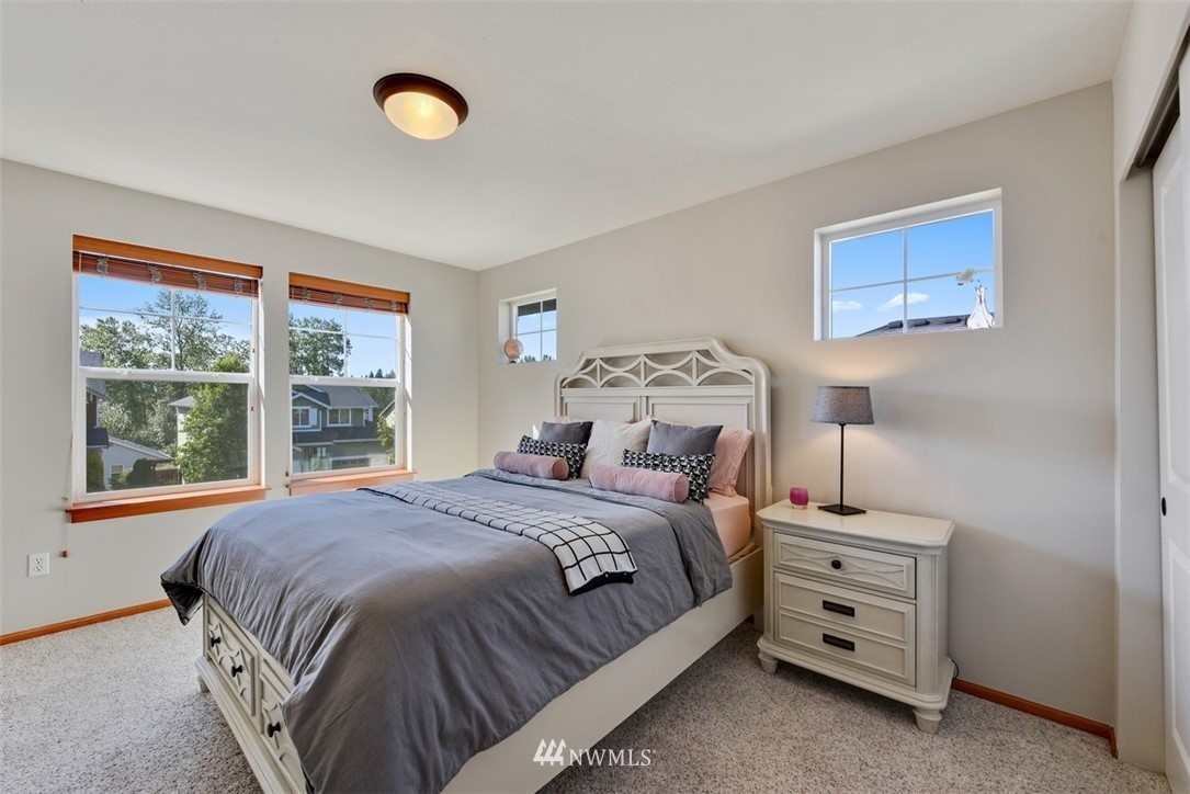 20106 84th Place Northeast Bothell, WA 98011 - Photo 17 of 25 Gallery Image 17