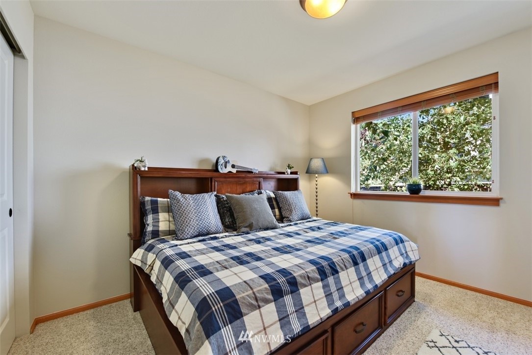 20106 84th Place Northeast Bothell, WA 98011 - Photo 18 of 25 Gallery Image 18