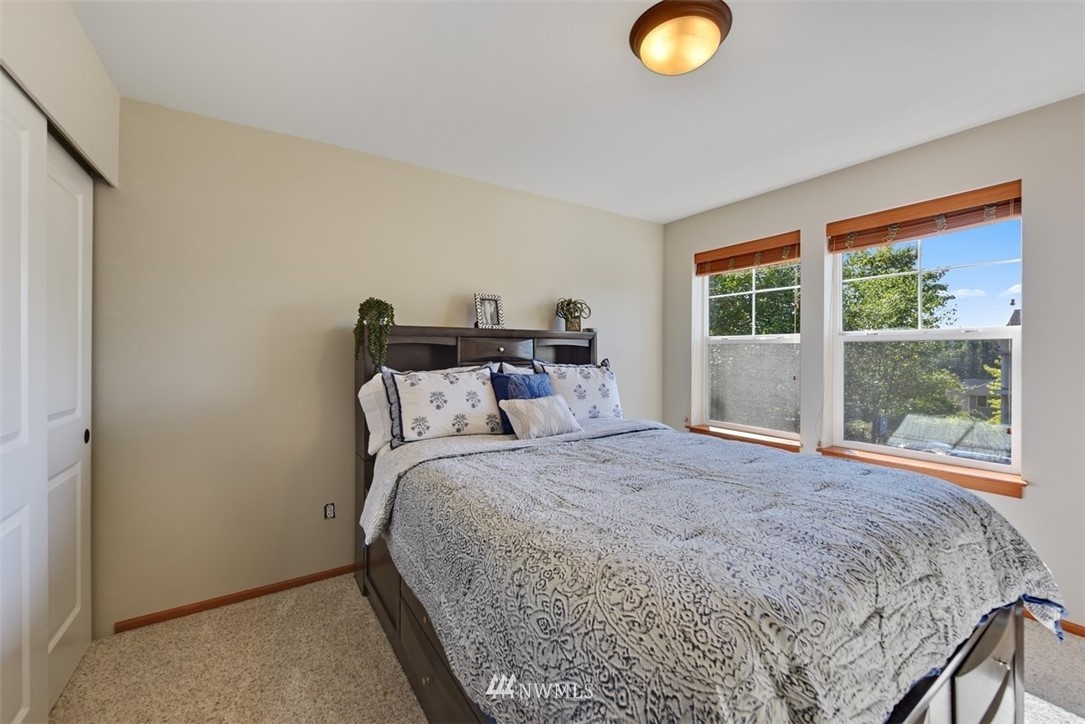 20106 84th Place Northeast Bothell, WA 98011 - Photo 19 of 25 Gallery Image 19