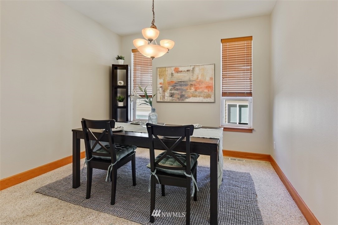 20106 84th Place Northeast Bothell, WA 98011 - Photo 8 of 25 Gallery Image 8