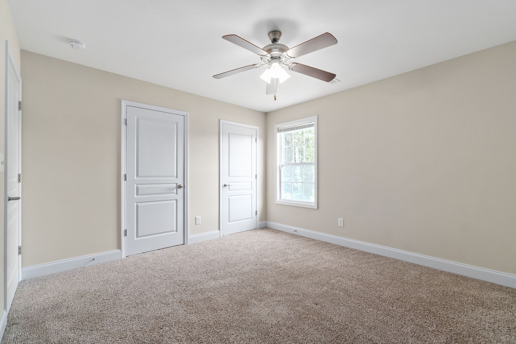 1552 Tylertown Road, Unit 302 Clarksville, TN 37040 - Photo 17 of 24 a view of an empty room with a window