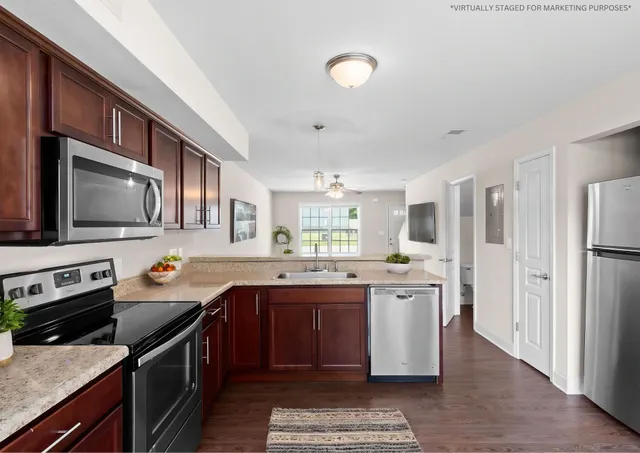 $1,305 | 1552 Tylertown Road, Unit 302, Clarksville, TN 37040