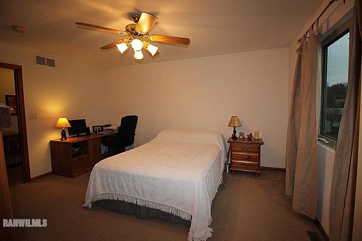 621 Barley Ridge Trail Freeport, IL 61032 - Photo 14 of 25 Gallery Image 14