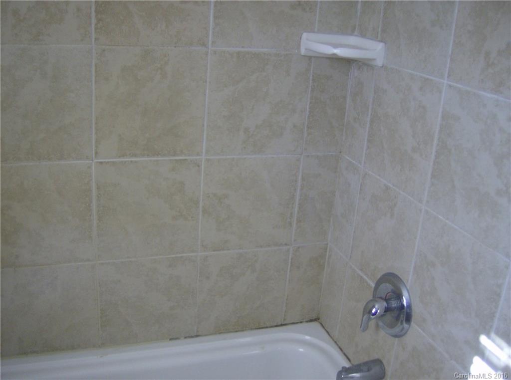 111 Fleetwood Road York, SC 29745 - Photo 12 of 23 a bathroom with a shower