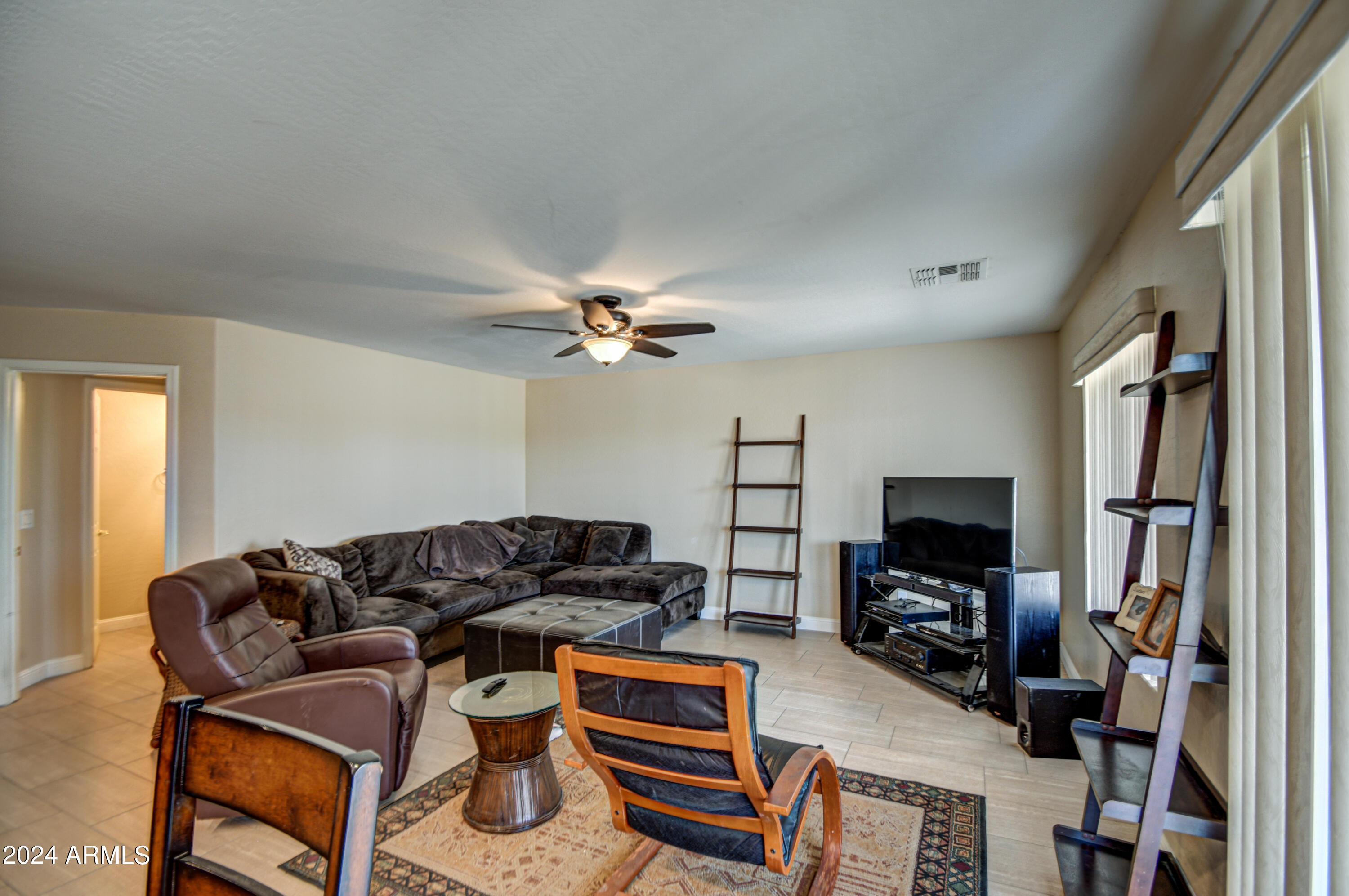 43393 West Cowpath Road Maricopa, AZ 85138 - Photo 8 of 22 Living Room