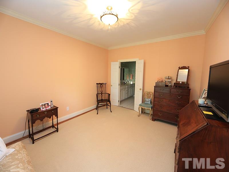 1313 Canfield Court Raleigh, NC 27608 - Photo 14 of 23