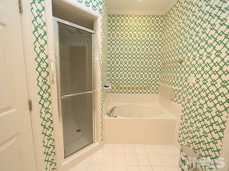 1313 Canfield Court Raleigh, NC 27608 - Photo 16 of 23