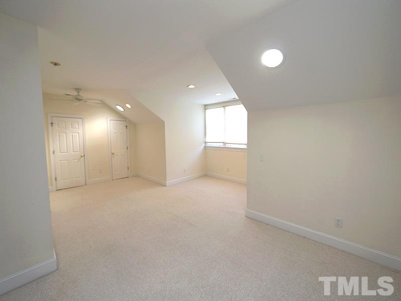 1313 Canfield Court Raleigh, NC 27608 - Photo 18 of 23