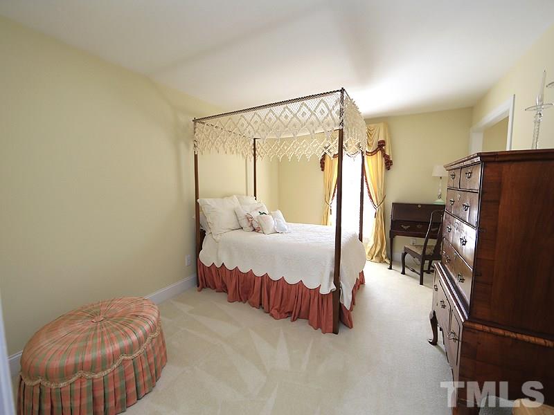 1313 Canfield Court Raleigh, NC 27608 - Photo 20 of 23