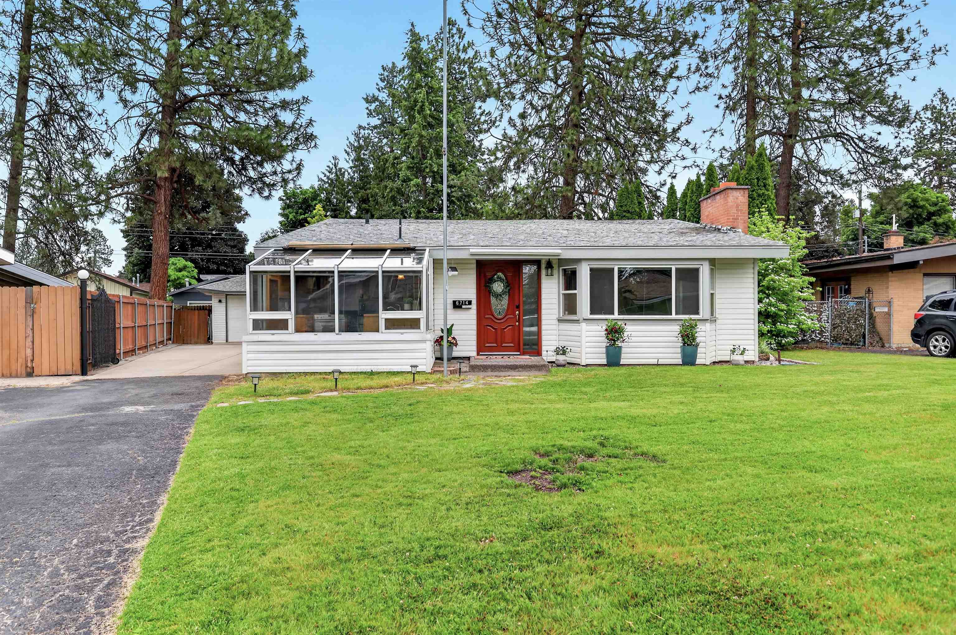 6714 North Stevens Street Spokane, WA 99208 - Photo 3 of 48