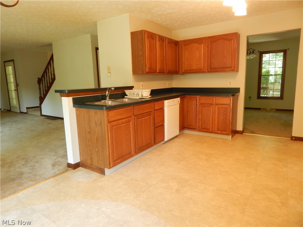 8219 Poorman Road Vermilion, OH 44089 - Photo 10 of 33 Gallery Image 10