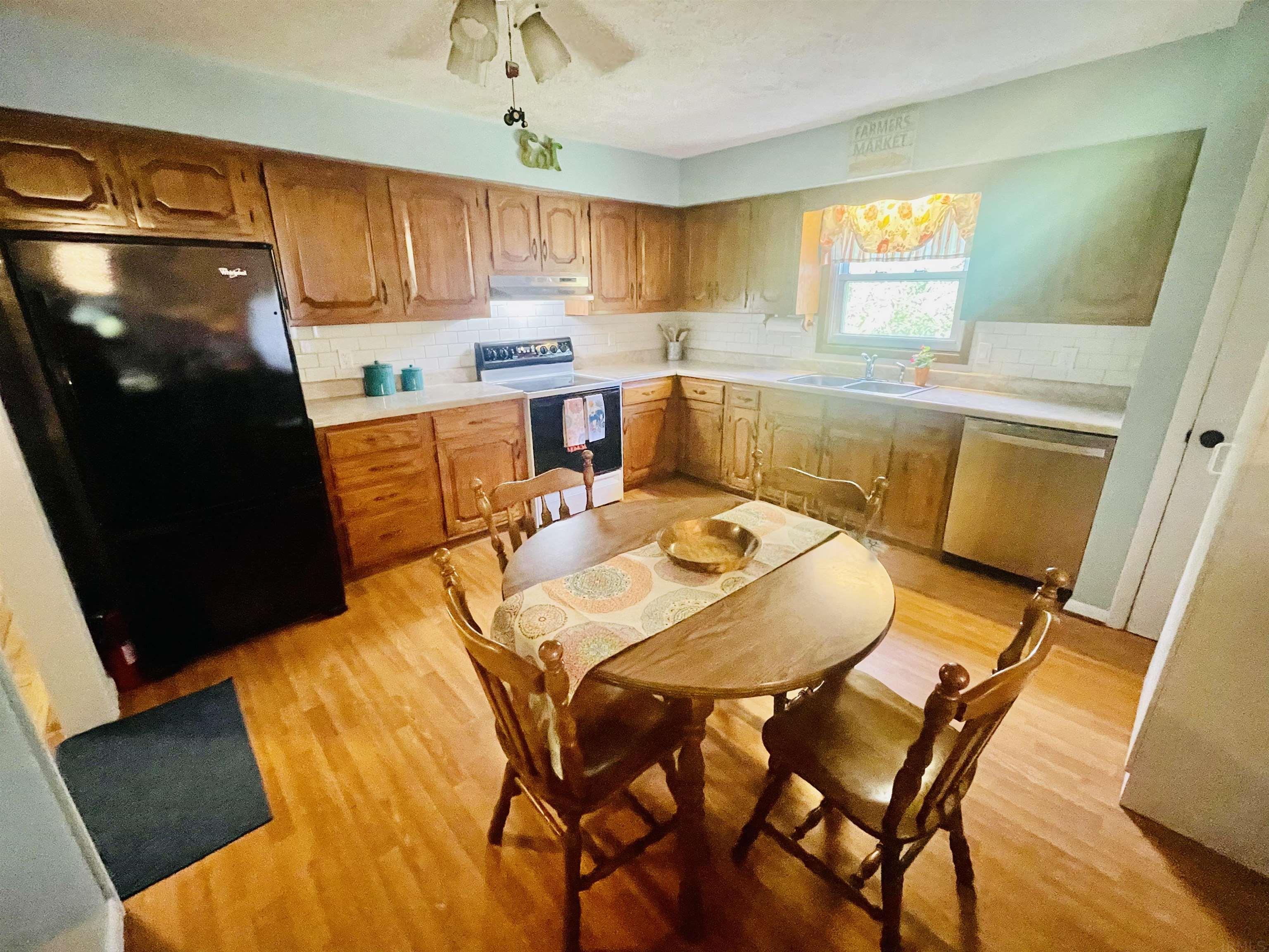 1027 Kentucky Hollow Road Bedford, IN 47421 - Photo 26 of 36