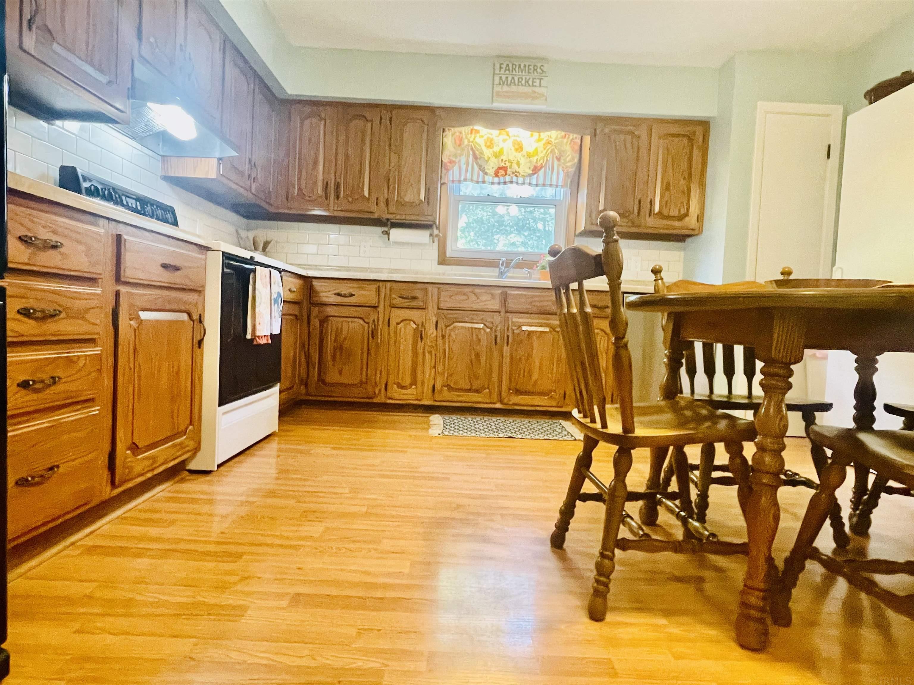 1027 Kentucky Hollow Road Bedford, IN 47421 - Photo 27 of 36