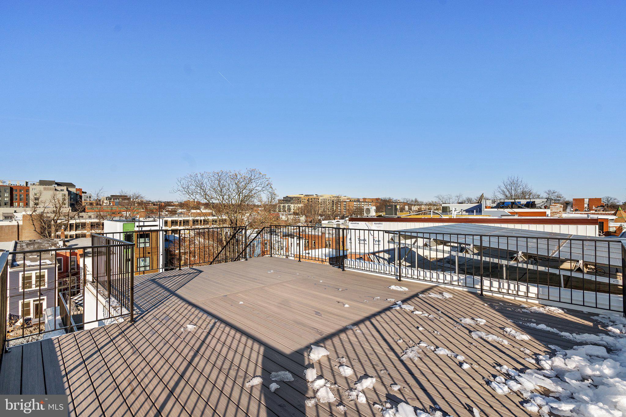 634 F Street Northeast Washington, DC 20002 - Photo 48 of 57 a view of a balcony with city view