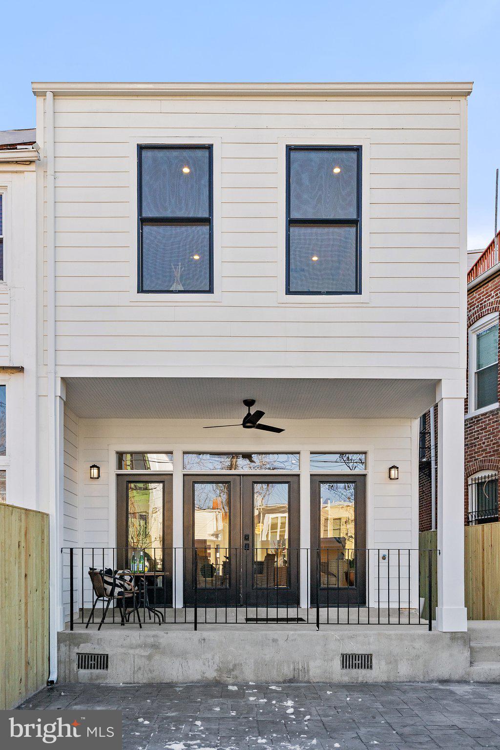 634 F Street Northeast Washington, DC 20002 - Photo 52 of 57 a front view of a house
