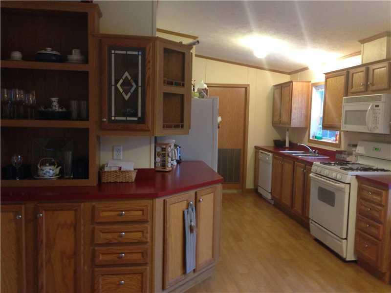 131 Hinckley Ridge Road Blue Hill, ME 04614 - Photo 4 of 10 Kitchen.