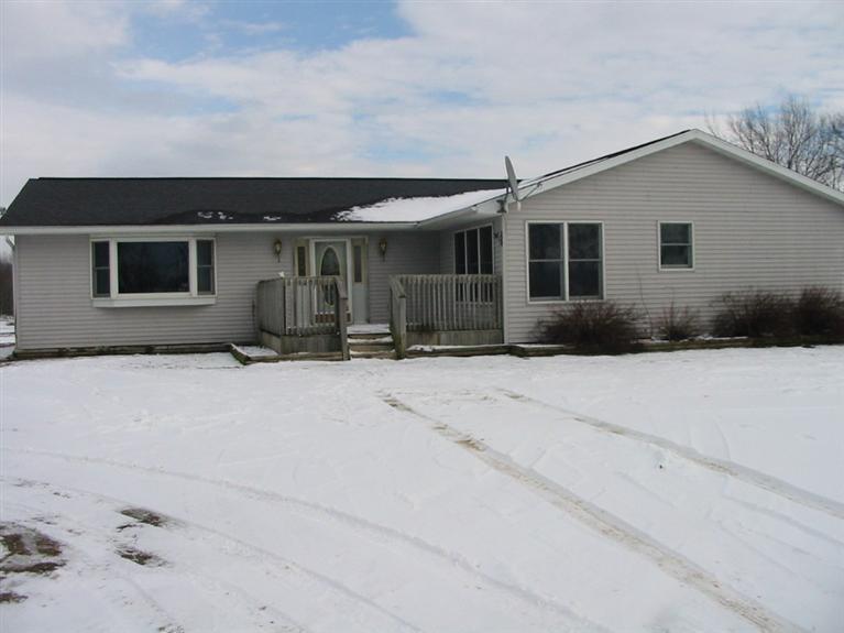 759 Boone Road Quincy, MI 49082 - Photo 1 of 11 Primary Photo
