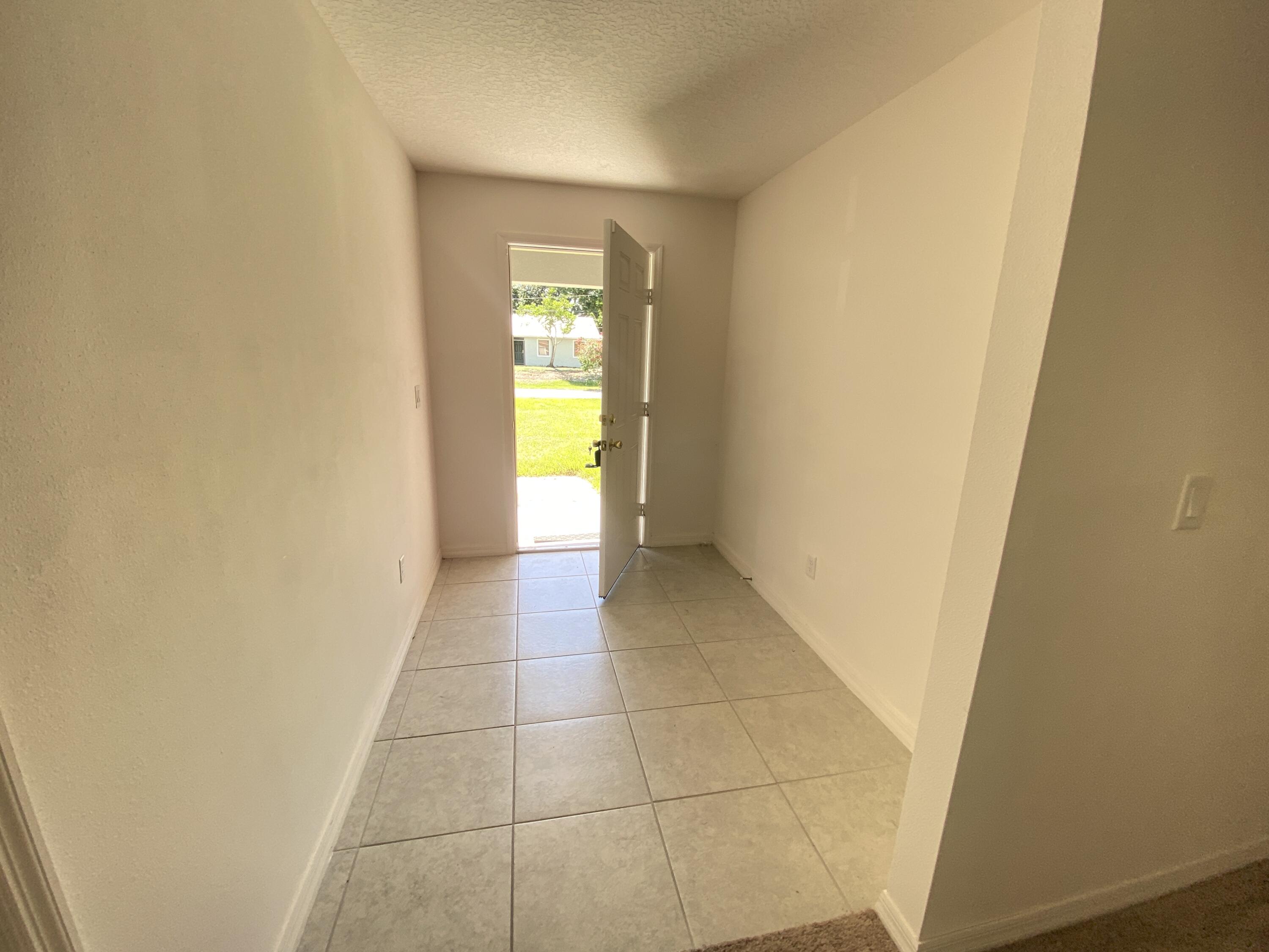 7006 Salerno Road Fort Pierce, FL 34951 - Photo 3 of 56 IMG_0522