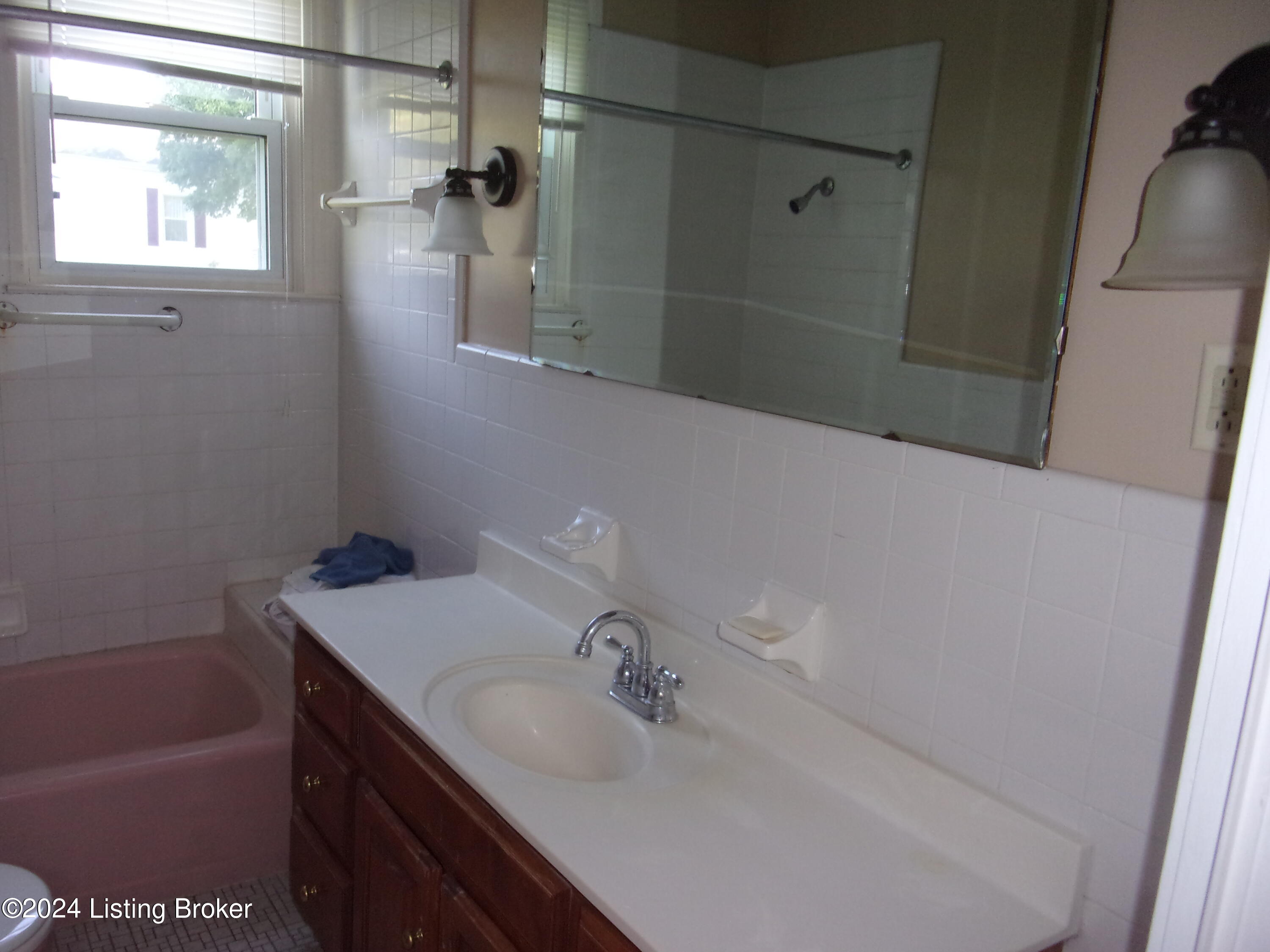 200 Little Union Road Fairfield, KY 40020 - Photo 21 of 32 101_6209