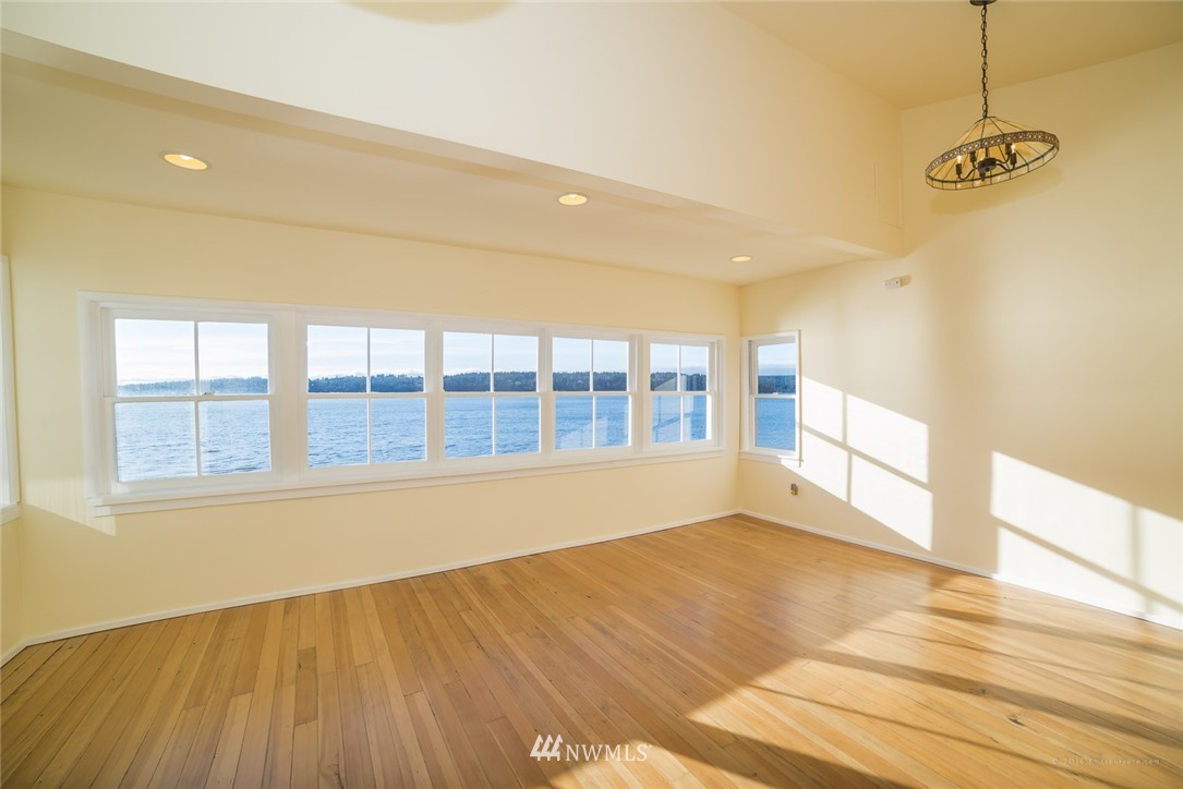 4642 East Harbor Road Freeland, WA 98249 - Photo 12 of 25