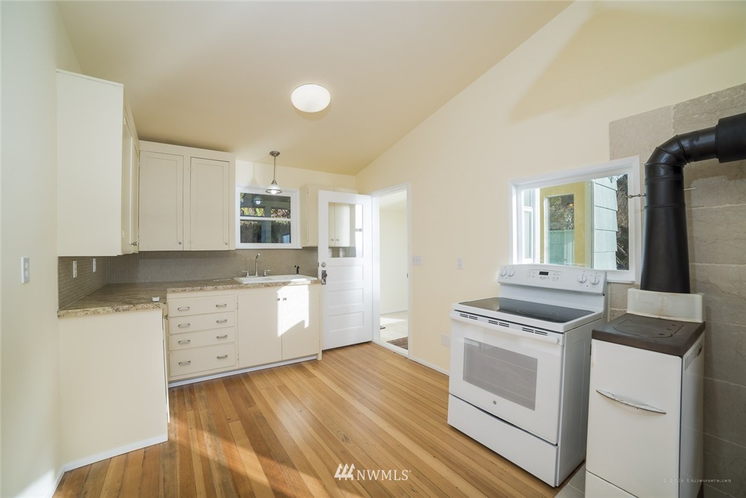 4642 East Harbor Road Freeland, WA 98249 - Photo 14 of 25
