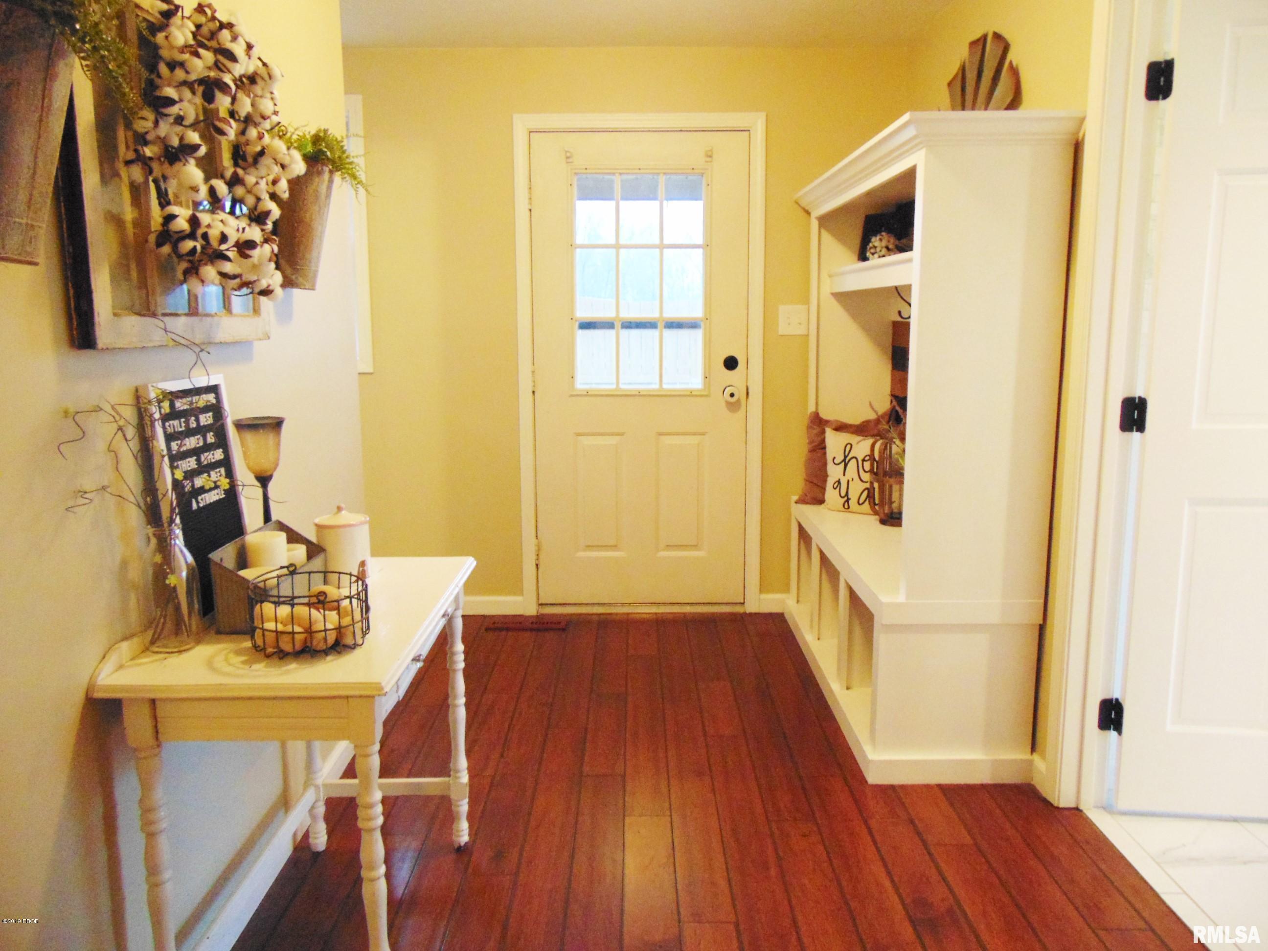 4252 Stonefort Road Creal Springs, IL 62922 - Photo 14 of 50 Gallery Image 14