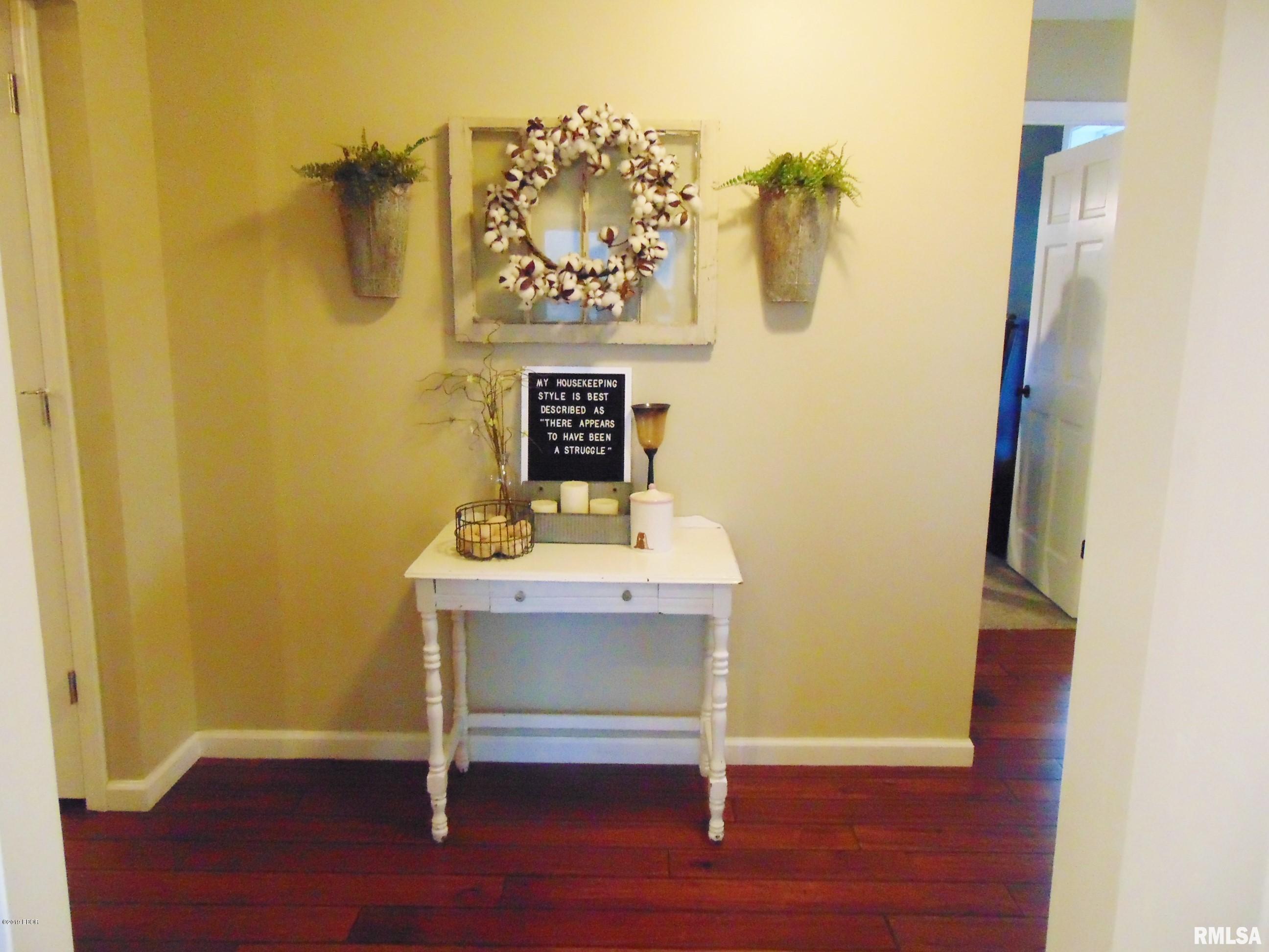 4252 Stonefort Road Creal Springs, IL 62922 - Photo 16 of 50 Gallery Image 16