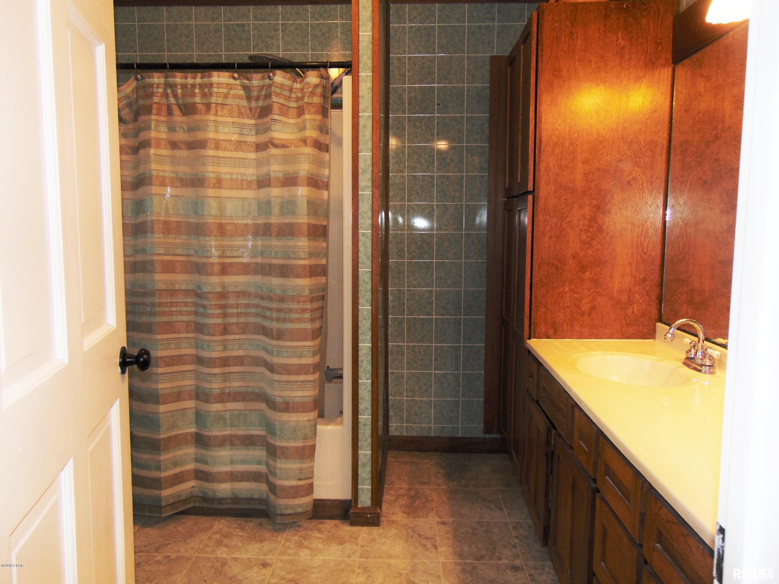 4252 Stonefort Road Creal Springs, IL 62922 - Photo 23 of 50 Gallery Image 23