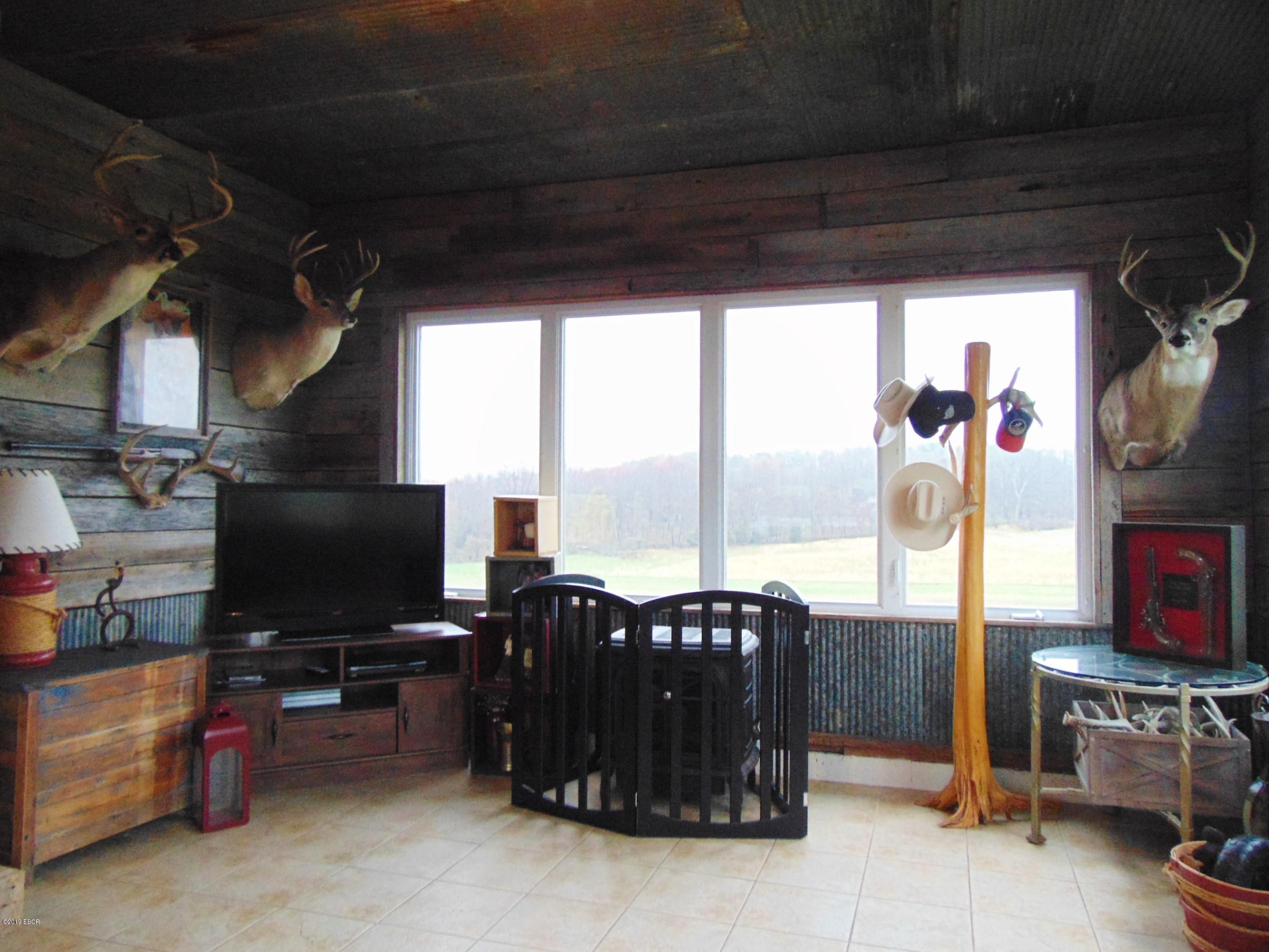 4252 Stonefort Road Creal Springs, IL 62922 - Photo 36 of 50 Gallery Image 36