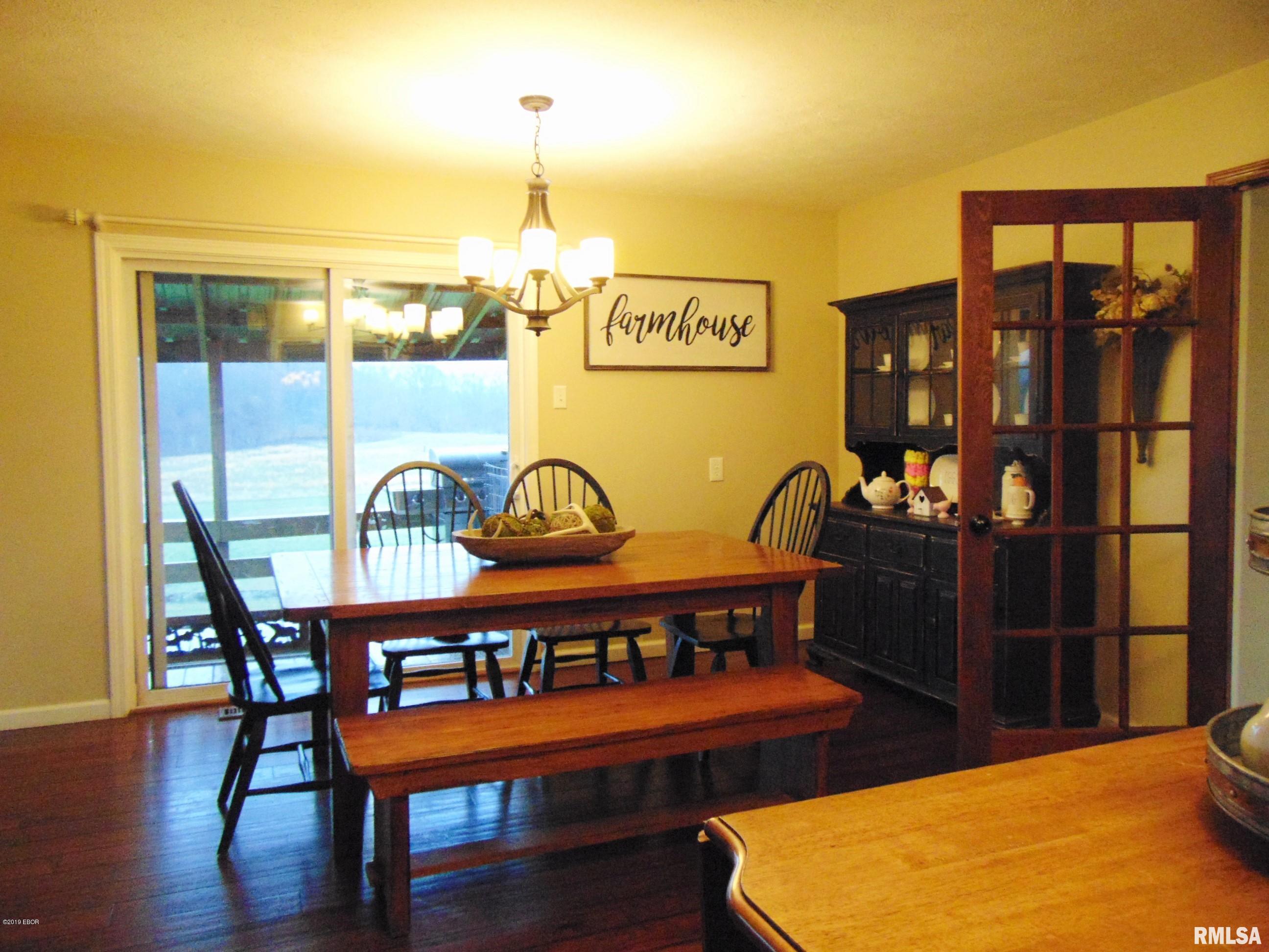4252 Stonefort Road Creal Springs, IL 62922 - Photo 5 of 50 Gallery Image 5