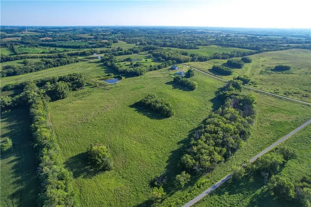 $529,900 | 3780 Northwest State Route, Maysville, MO 64469