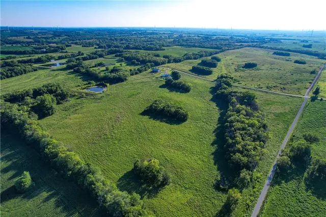 $529,900 | 3780 Northwest State Route, Maysville, MO 64469