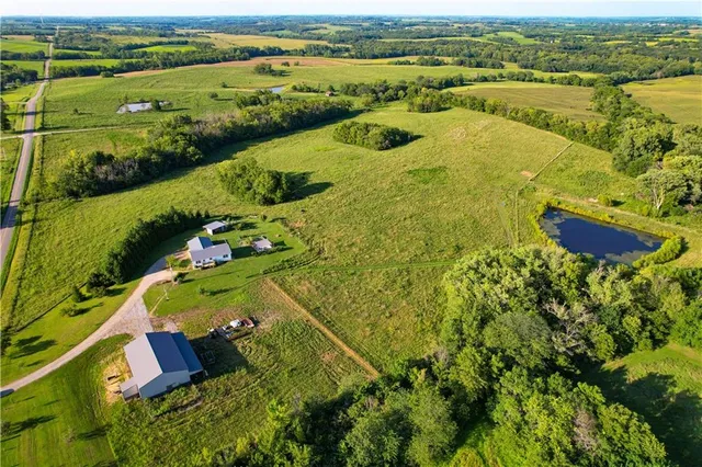 $529,900 | 3780 Northwest State Route, Maysville, MO 64469