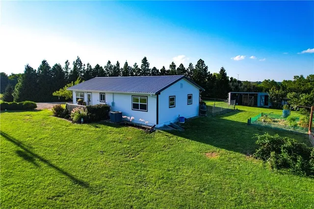 $529,900 | 3780 Northwest State Route, Maysville, MO 64469