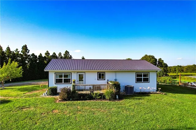 $529,900 | 3780 Northwest State Route, Maysville, MO 64469