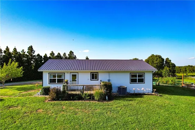 $529,900 | 3780 Northwest State Route, Maysville, MO 64469