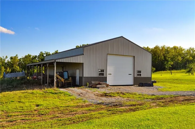 $529,900 | 3780 Northwest State Route, Maysville, MO 64469