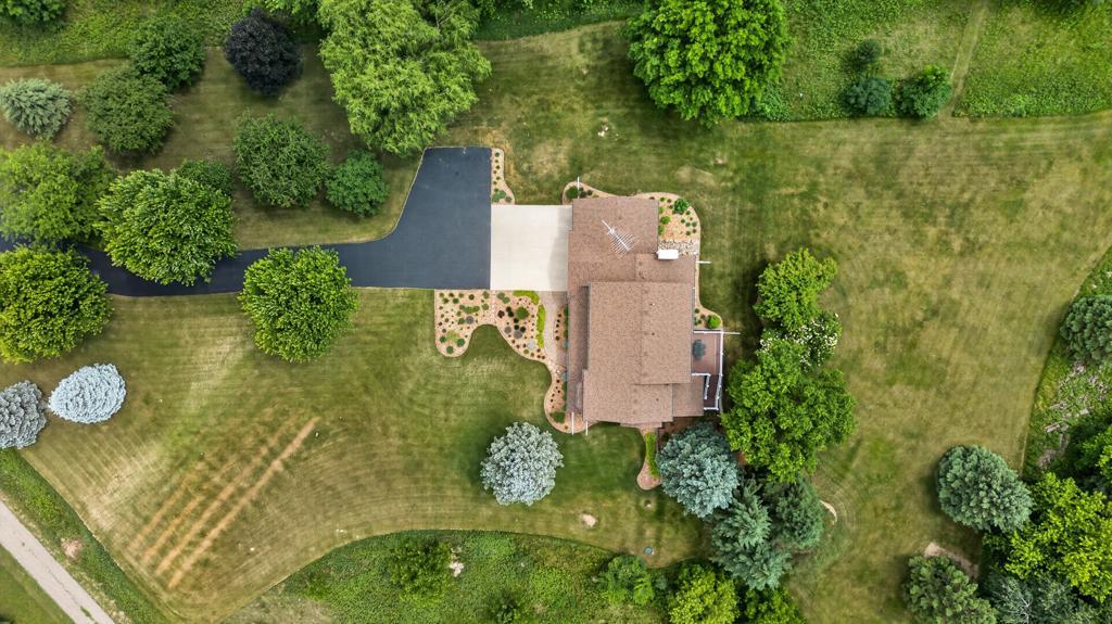 1177 Meadowlark Court Southwest Rochester, MN 55902 - Photo 81 of 96