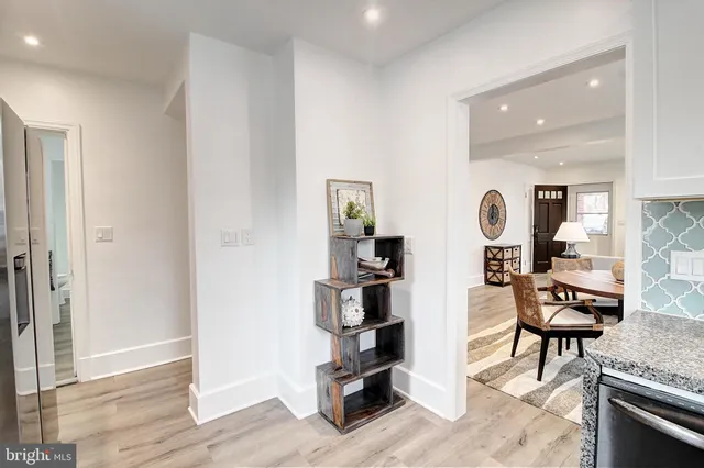 $2,950 | 102 Frederick Avenue, Frederick, MD 21701