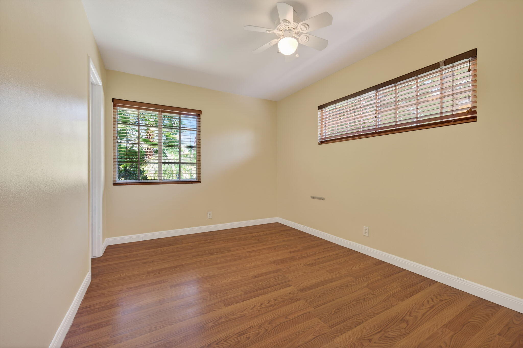 1054 Fairview Road Ojai, CA 93023 - Photo 18 of 32 26-web-or-mls-Upmarketmedia_1054Fai-076